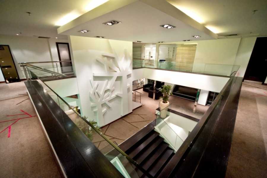 Hotel 2 — 3