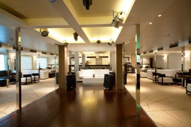 Hotel 2