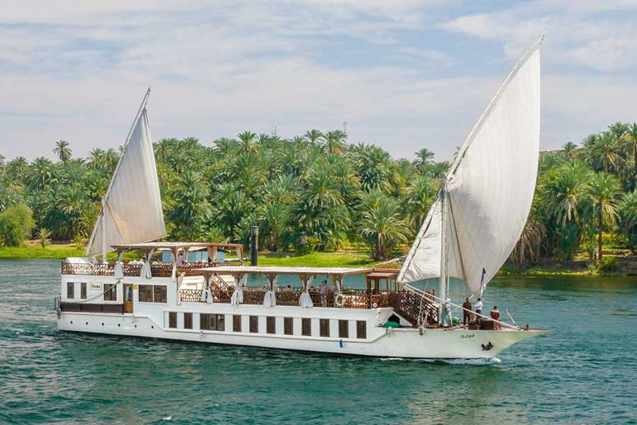 4 DAYS DAHABIYA NILE CRUISE FROM ASWAN TO LUXOR
