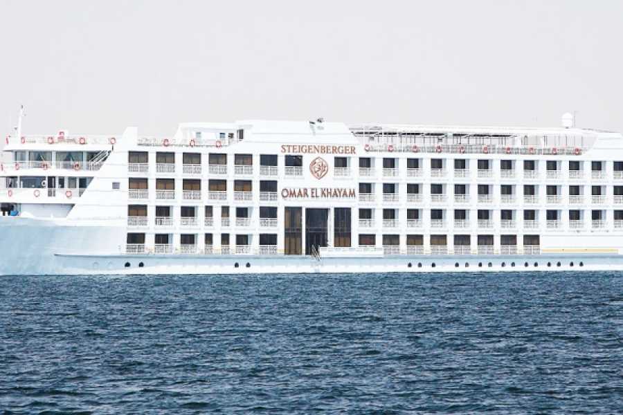 LUXURY LAKE NASSER CRUISE ON STEIGENBERGER OMAR EL KHAYAM