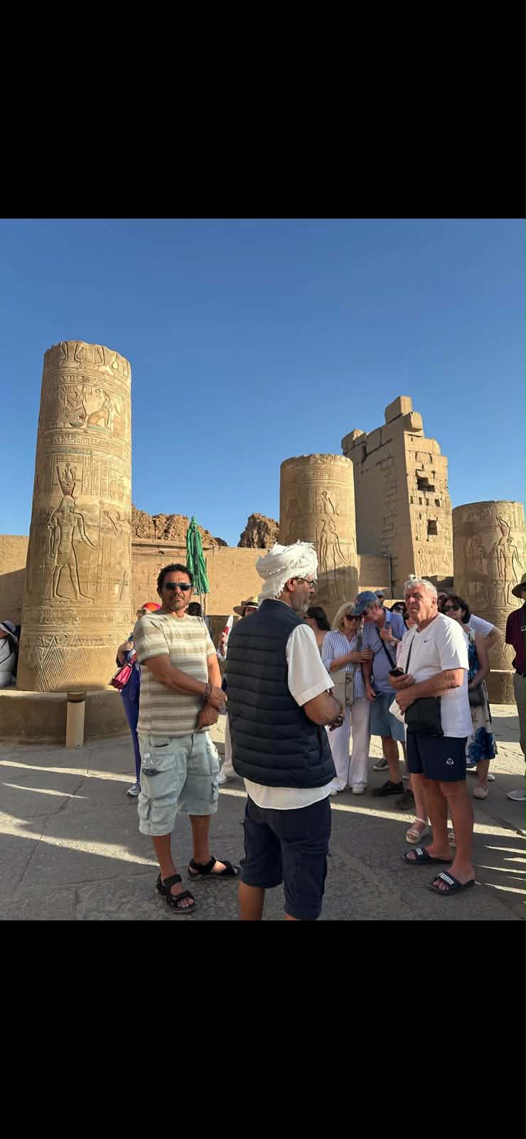 att.vidTQHxAqenhN7jkDCJI6kpCV5tWXIV36zn3LGBx1mg 4